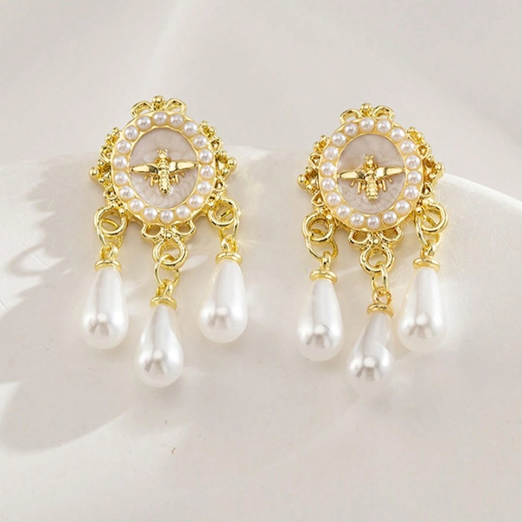 Bee Pearl Dangle Clip On Earrings Nwt 24$